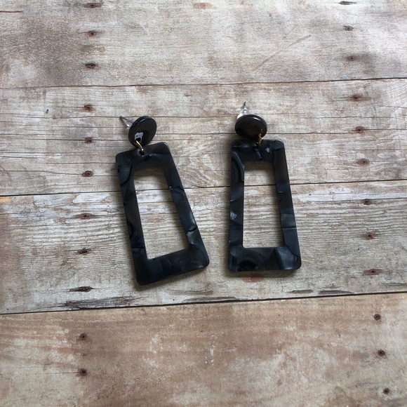 Shades of Grey Geometric Acrylic Earrings - Picture 1 of 2